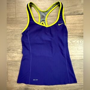 Nike Women's Workout Top